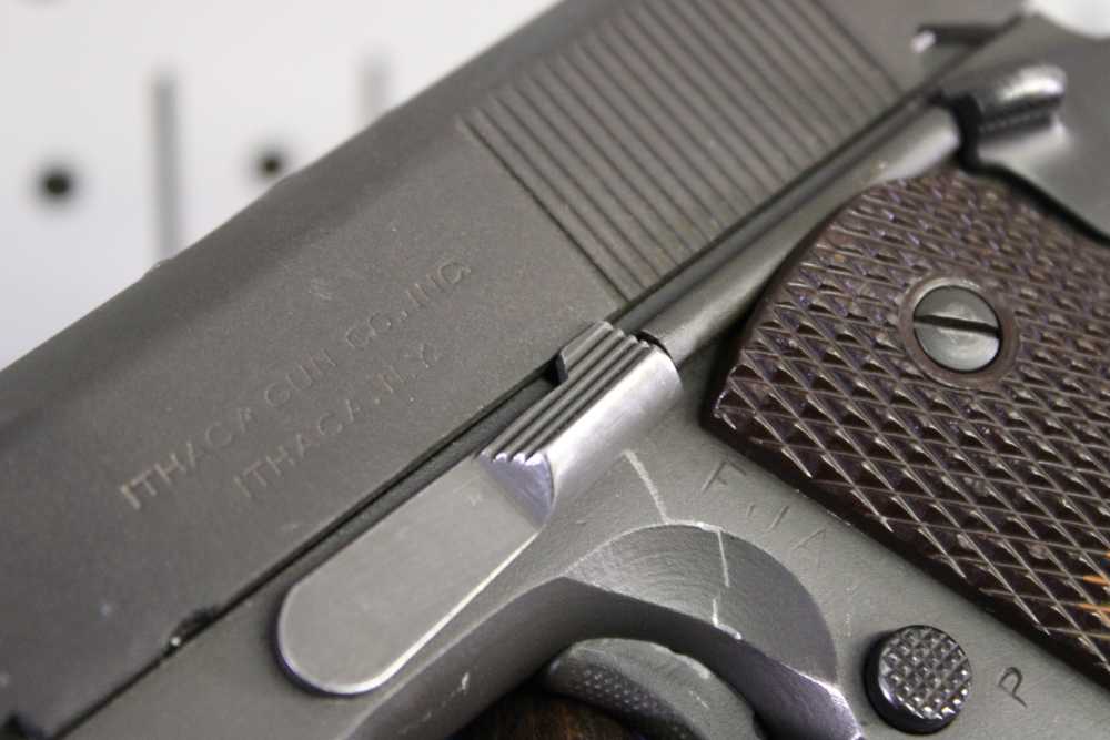 Ithaca M1911-A1 U.S. Army - 45 ACP - 1944 - WWII - CMP - Vietnam Era Refurb-img-12