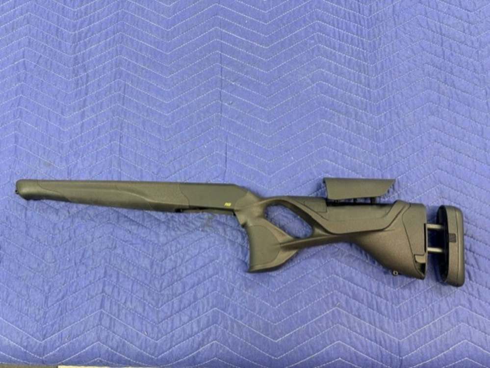unfired Blaser R8 Ultimate with adjustable comb and stock in 300 wm. -img-5