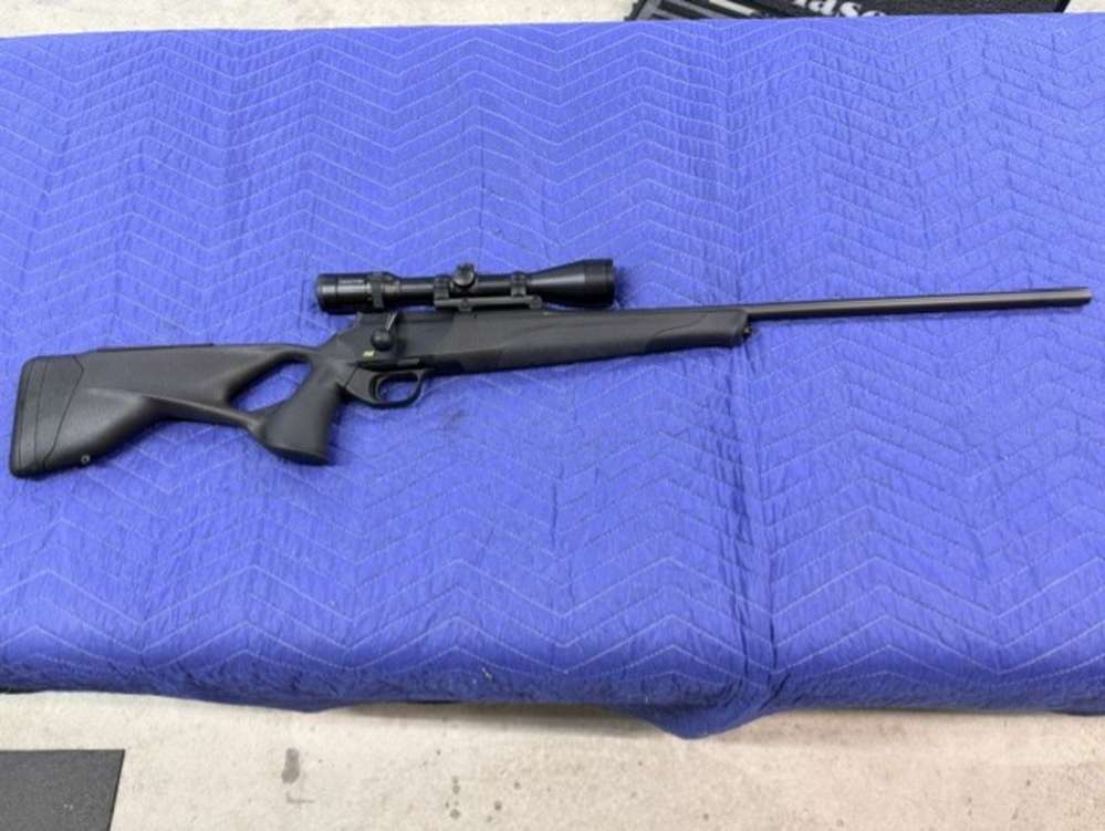 unfired Blaser R8 Ultimate with adjustable comb and stock in 300 wm. -img-0