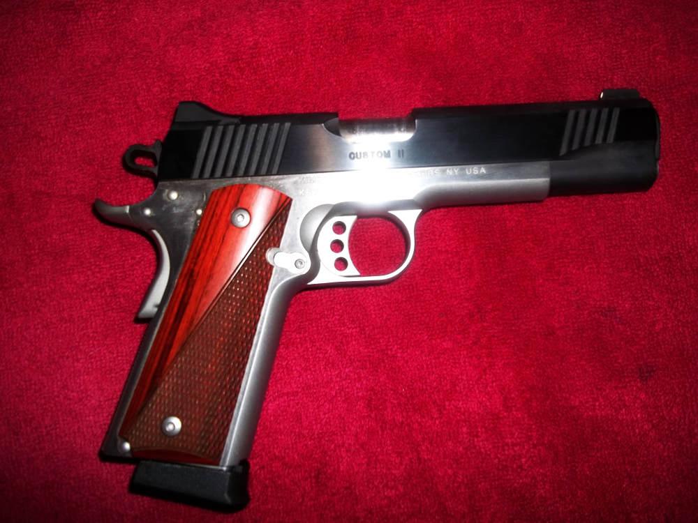 Kimber Custom II 1911 Tutone .45 ACP Stainless Pistol (Excellent Condition)-img-1