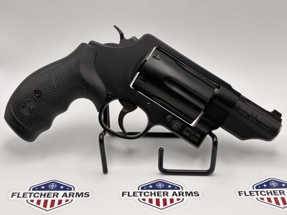 Smith & Wesson Governor - 45 COLT / .410 / .45 ACP Revolver-img-4