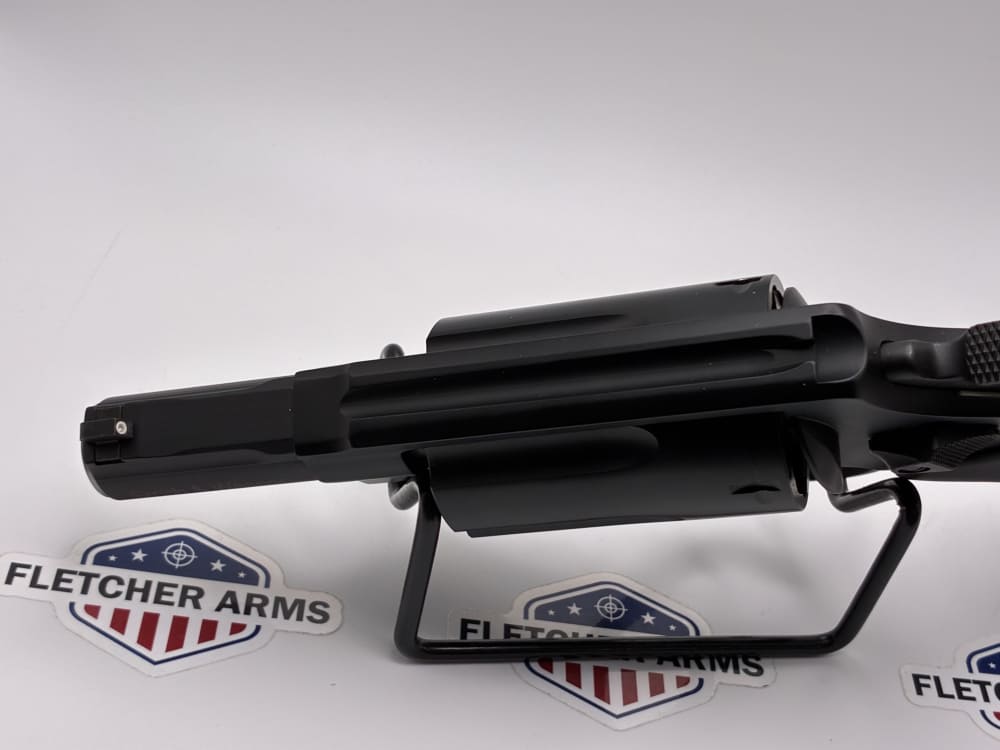 Smith & Wesson Governor - 45 COLT / .410 / .45 ACP Revolver-img-8