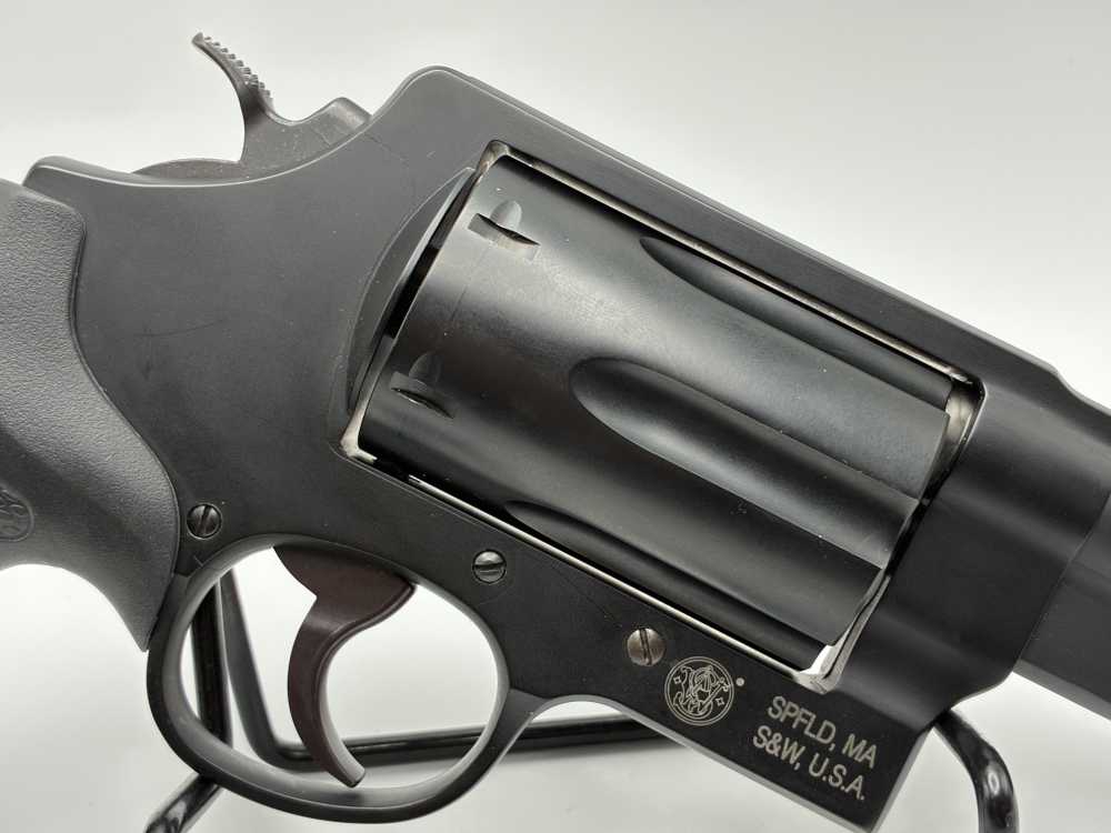 Smith & Wesson Governor - 45 COLT / .410 / .45 ACP Revolver-img-6