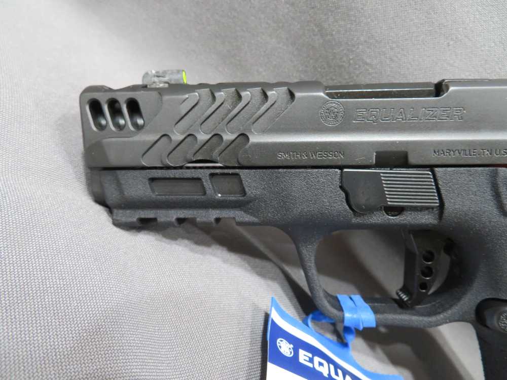 Smith & Wesson Performance Center Equalizer Carry Comp TS 9mm LNIB-img-5