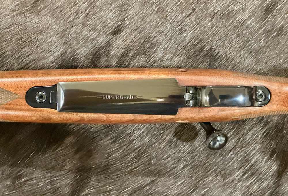 WINCHESTER MODEL 70 SUPER GRADE 30-06 SPFLD 24" GOOD WOOD, FREE SAFARI-img-17