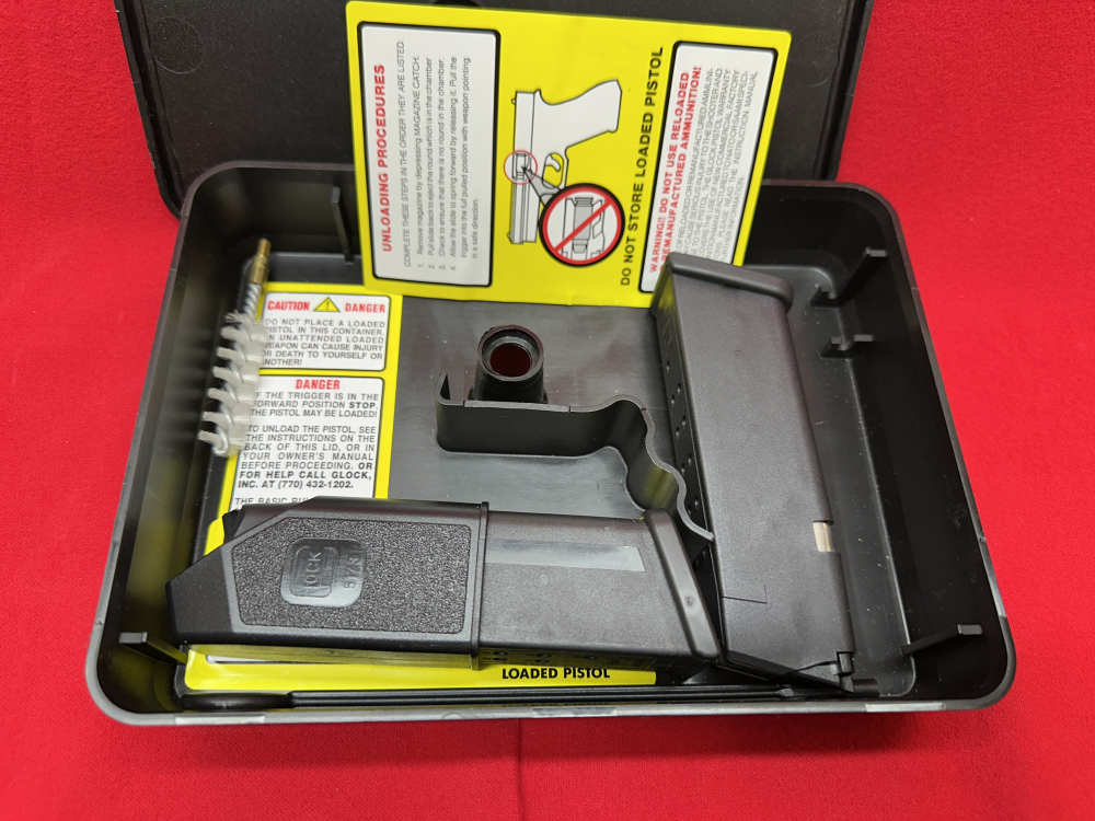 Glock 21 1990 1st Gen semi-auto pistol -img-12
