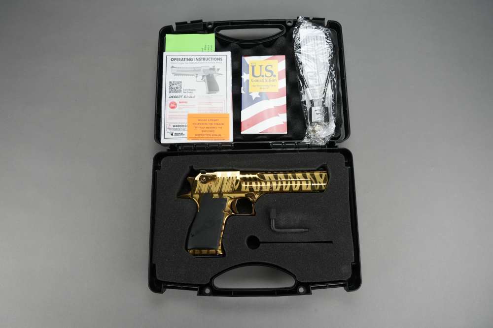 MAGNUM RESEARCH DESERT EAGLE 50AE TITANIUM GOLD TIGER STRIPES*FACTORY BLEM*-img-2