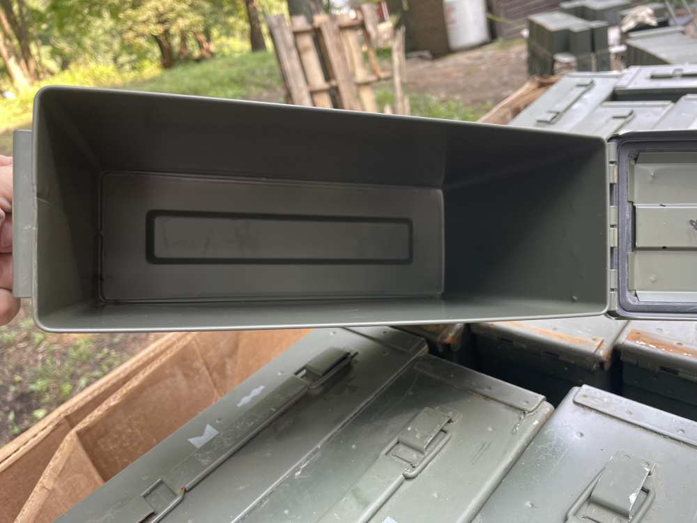 210 ammo cans 30 caliber m19a2 clean -img-3
