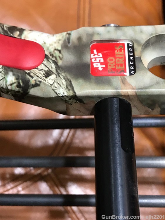 PSE CARBON AIR  bow LEFT HANDED (MAKE ME A REASONABLE OFFER)-img-13
