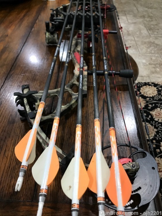 PSE CARBON AIR  bow LEFT HANDED (MAKE ME A REASONABLE OFFER)-img-6
