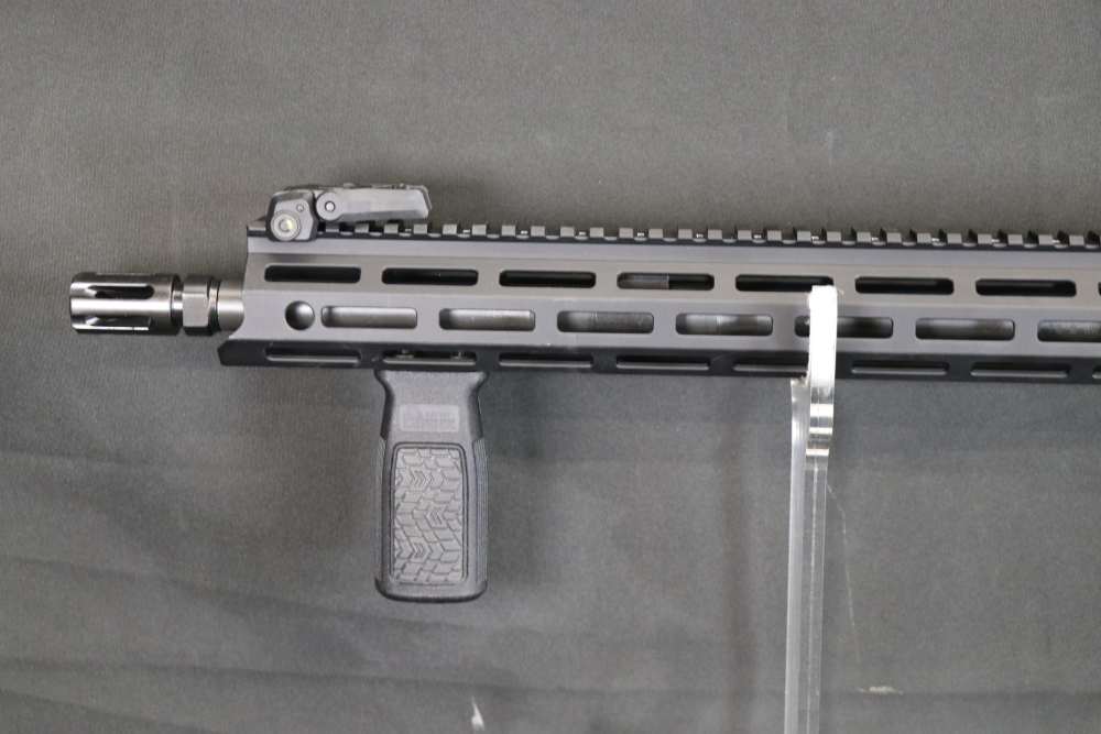 Daniel Defense DDM4 V7 5.56 NATO 16" - M-LOK 15" Rail - (1) 32rd Mag-img-19