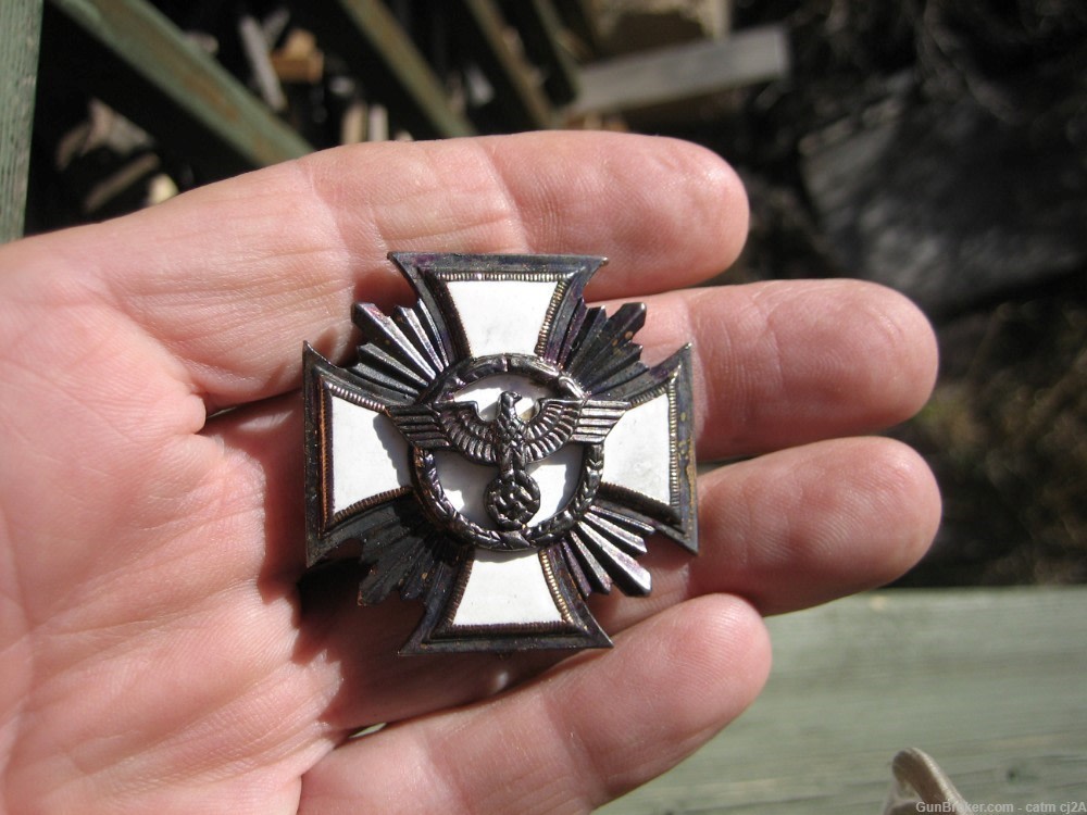 W.W. 2 GREMAN 25 YEAR SERVICE AWARD REPRO MAKER MARKED.-img-0