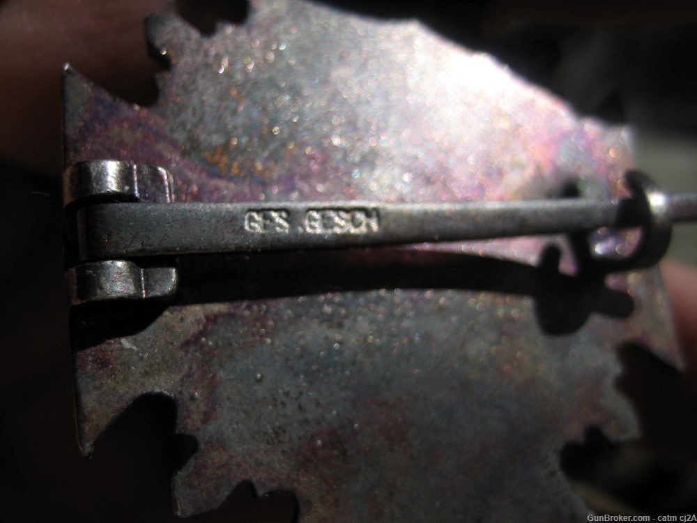 W.W. 2 GREMAN 25 YEAR SERVICE AWARD REPRO MAKER MARKED.-img-1
