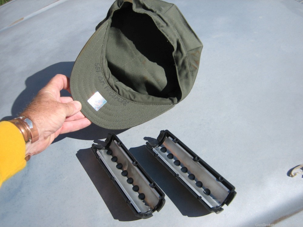 HAND GUARDS ROUND TYPE FOR M-4 CARBINE AND U.S. MARINE CORPS HAT SIZE MED.-img-1