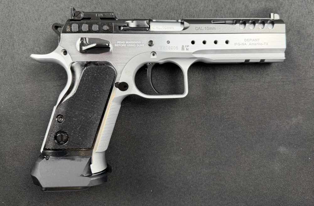 Tanfoglio Defiant Limited Master Duotone 10mm OPTIC READY *RARE* NO RESERVE-img-2