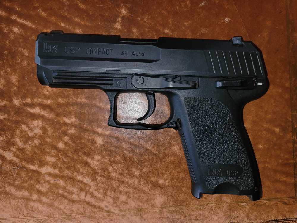 Heckler & Koch HK USP Compact .45 ACP - Range Ready Bundle w/ 9 Factory OEM-img-1