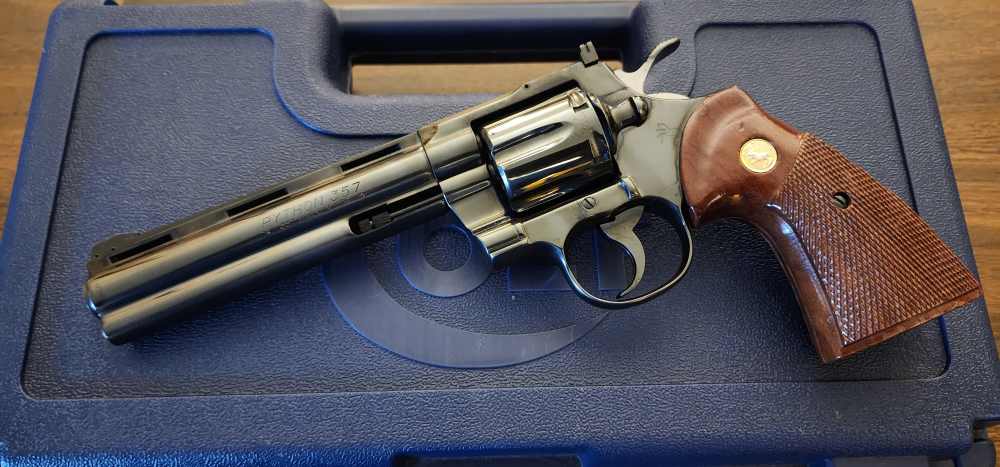 COLT PYTHON 357 MAGNUM 6 INCH BLUED  1983 MFG DATE-img-0