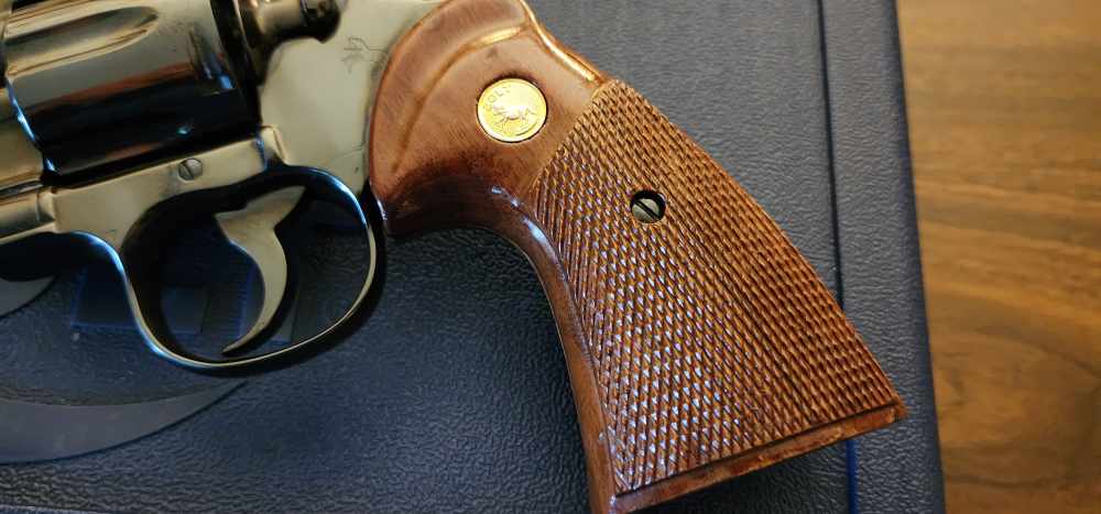 COLT PYTHON 357 MAGNUM 6 INCH BLUED  1983 MFG DATE-img-4