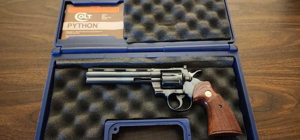 COLT PYTHON 357 MAGNUM 6 INCH BLUED  1983 MFG DATE-img-12