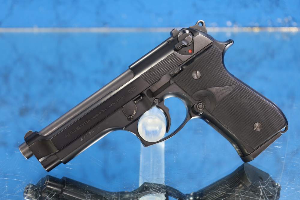 RARE Model & Caliber Beretta 98F 30 Luger / 7.65 Para Made in Italy-img-2