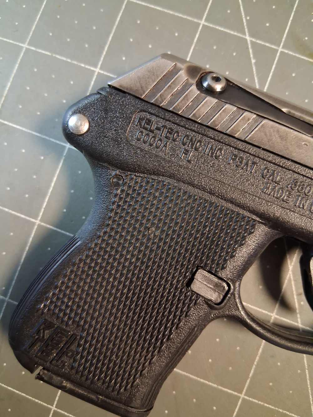 keltec kel tec p3at 380acp pocket pistol-img-2