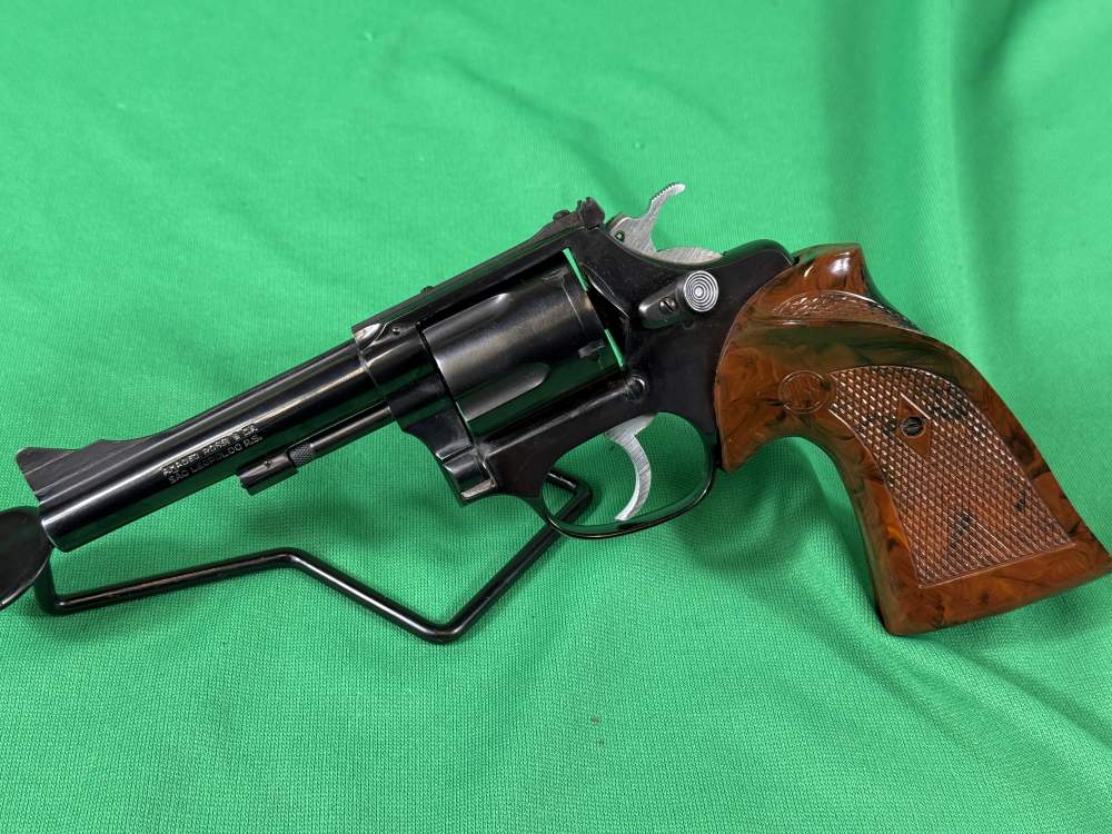 JUST IN! ROSSI MODEL 31 .38 SPECIAL 4" TARGET REVOLVER -img-1