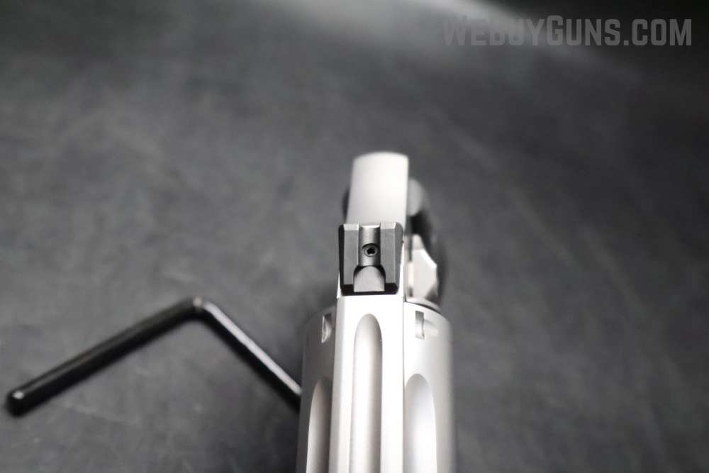Smith and Wesson 940 Carry Revolver 9mm Parabellum-img-11