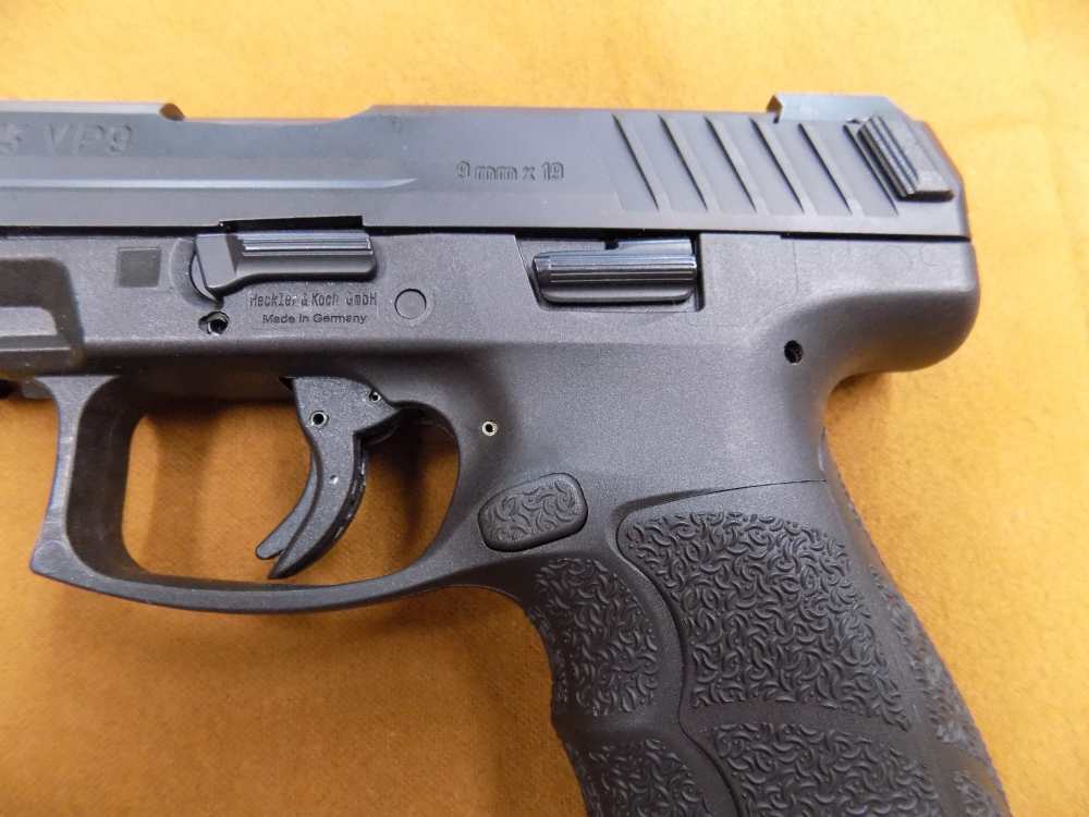 H&K VP9-B P1 9mm Semi Auto Pistol Night Sights, 3-17 Rnd, Mags, Like New -img-5