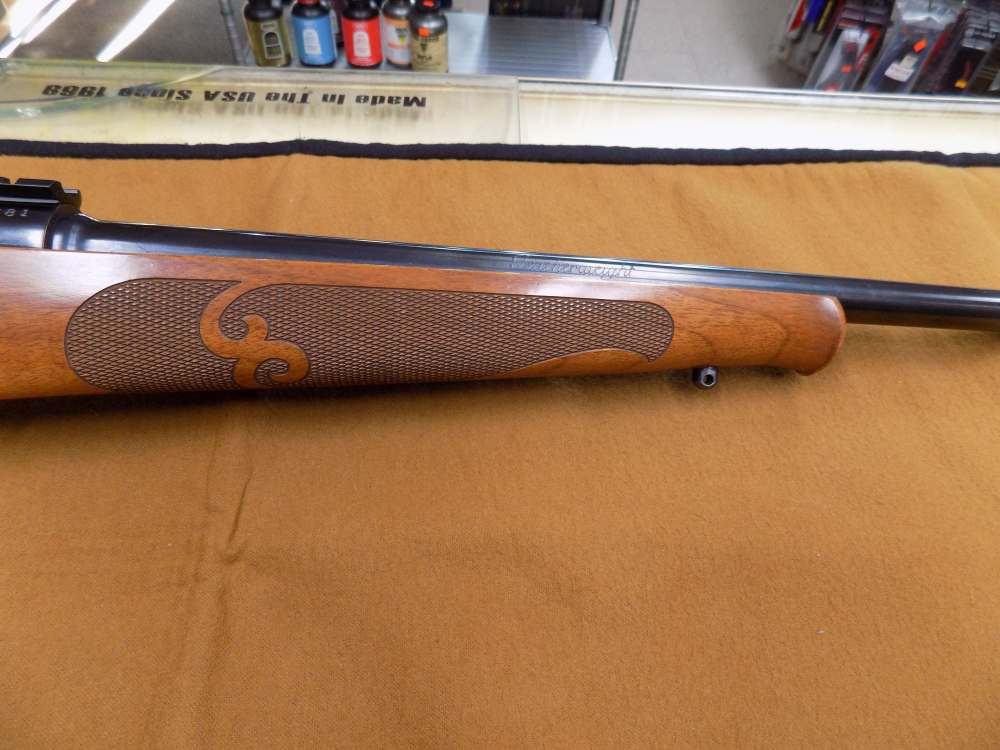 Winchester 70 Feather weight Bolt Rifle in 22-250 -img-3
