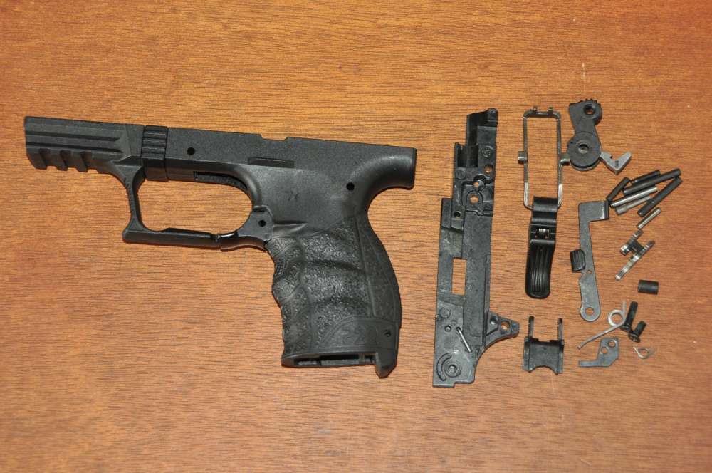 Walther P22 22lr Grip & Parts -img-0