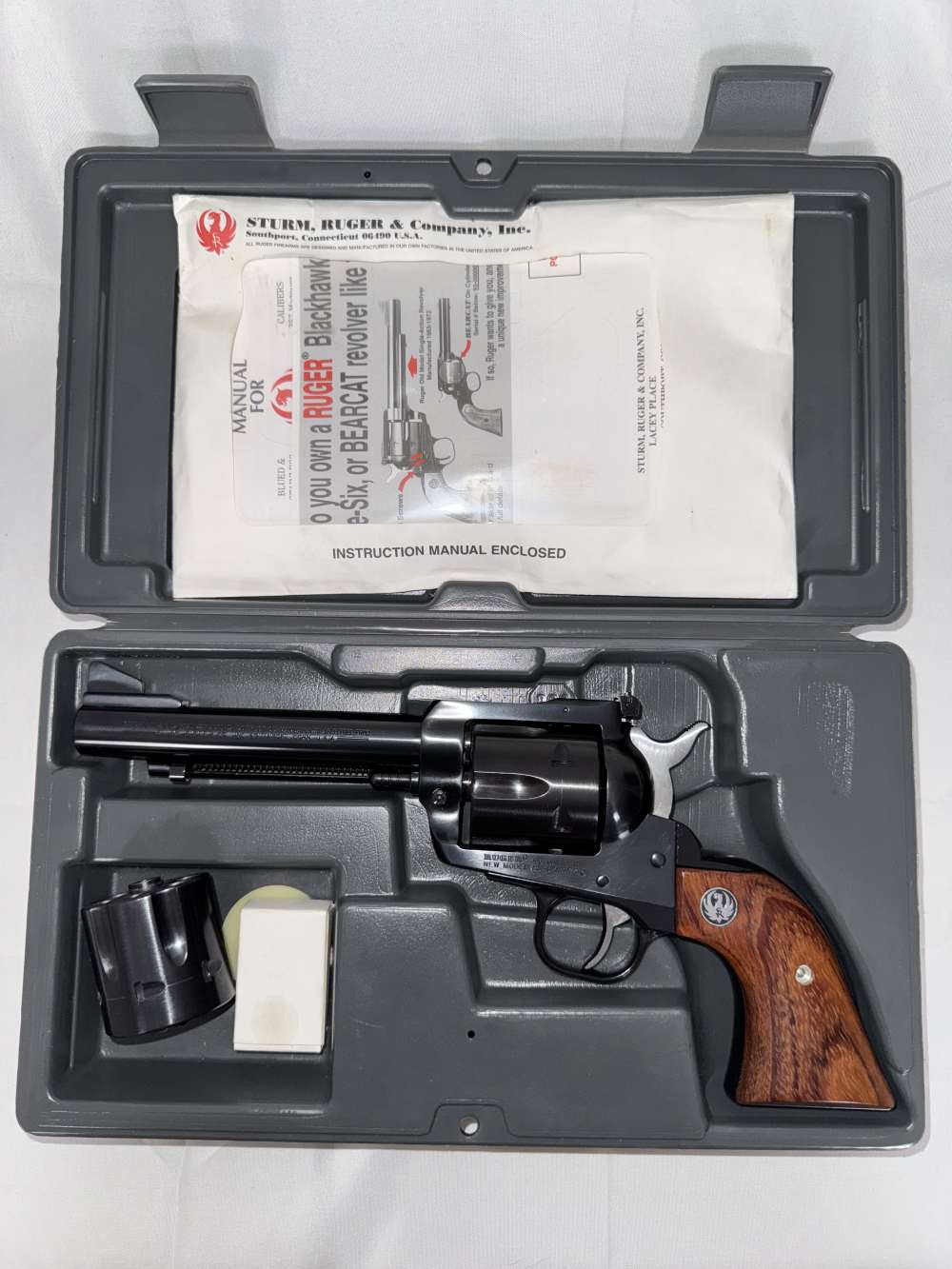 Ruger New Model Blackhawk Convertible 45 Colt/45 ACP Blued w/Box NO RESERVE-img-6