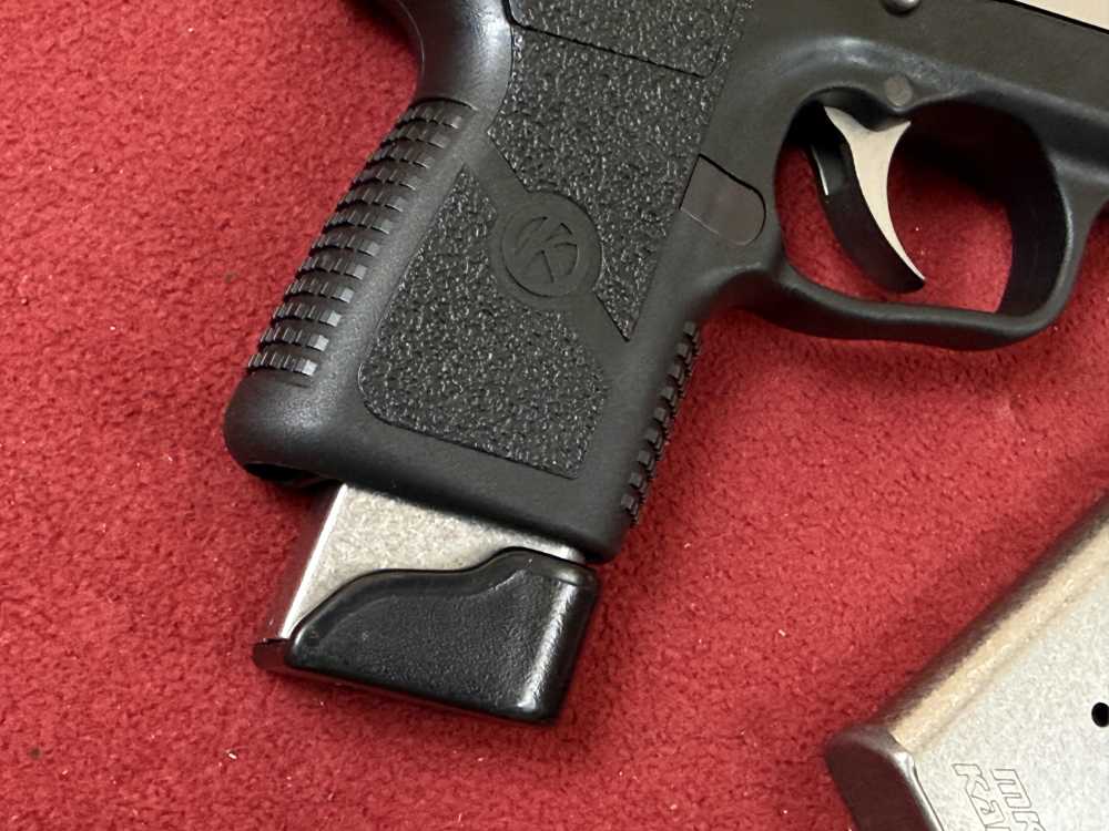 Kahr Arms PM9 9mm + Stuff NO RESERVE-img-5