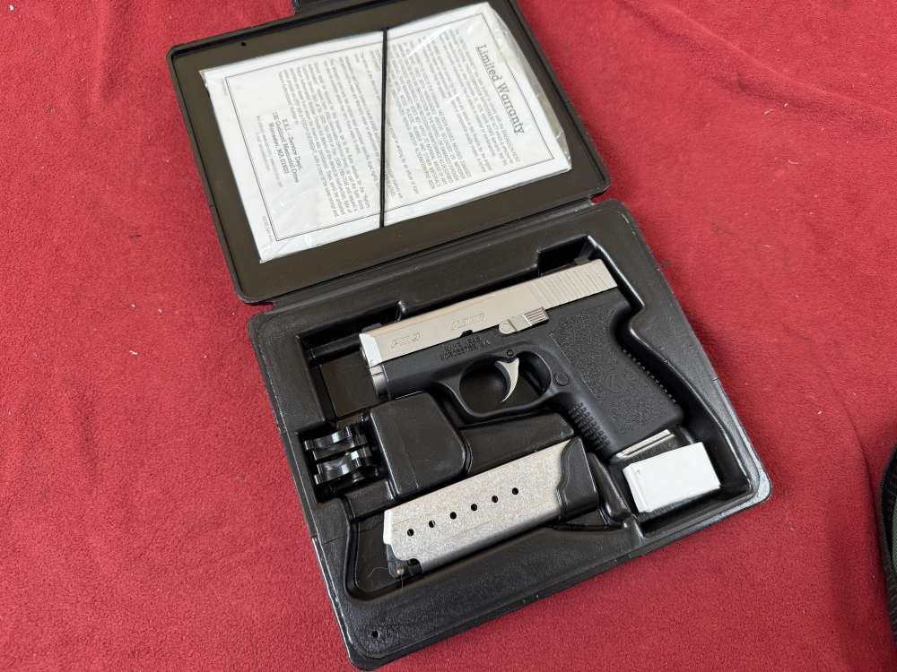 Kahr Arms PM9 9mm + Stuff NO RESERVE-img-0