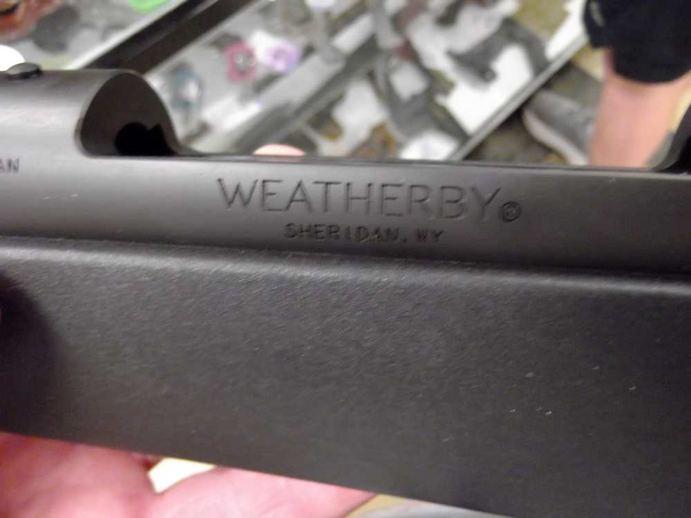 Weatherby Vanguard 25-06 New/Box Penny NR-img-3