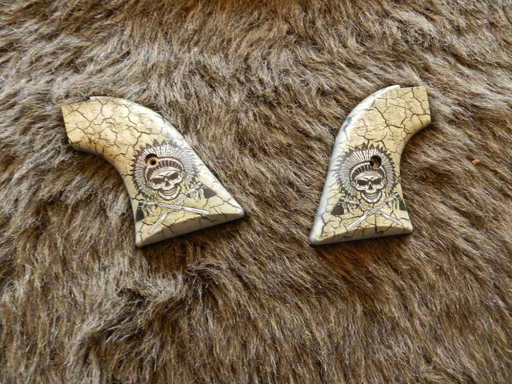 Heritage Arms Rough Rider Grips NIB-img-10