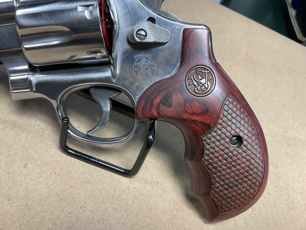 SMITH & WESSON 629-6 DELUXE .44 MAG 3’’-img-3