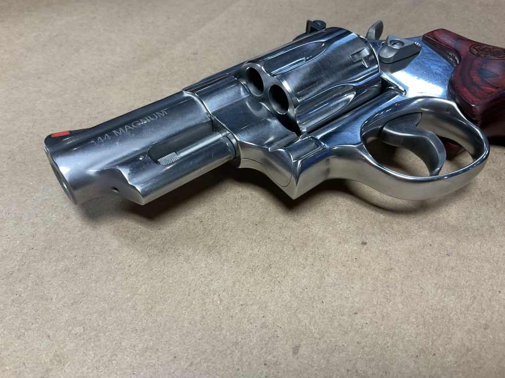SMITH & WESSON 629-6 DELUXE .44 MAG 3’’-img-18