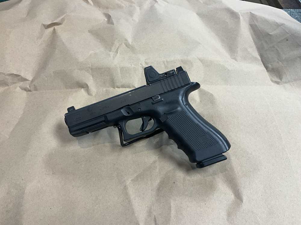 Glock 17 Gen 4 MOS 9MM  Trijicon RMR Red Dot Optic -img-0