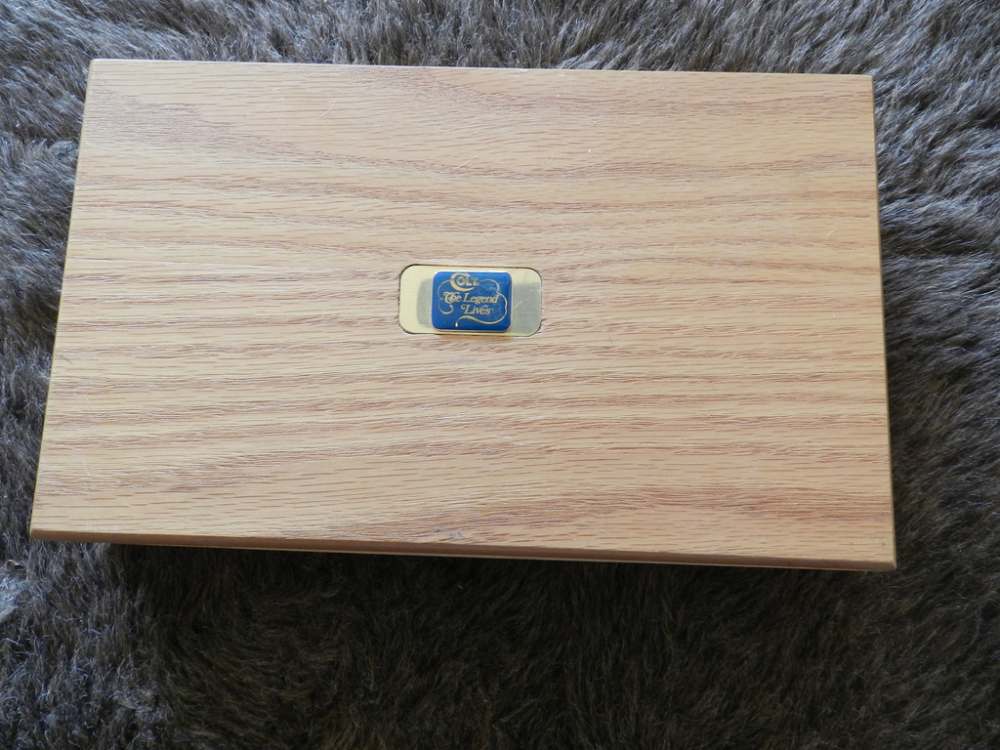 Colt "THE LEGEND LVES" Set NIB-img-0
