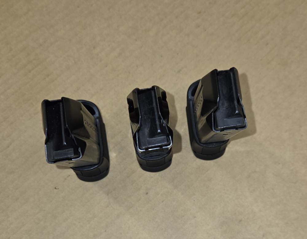 3 Quantity Ruger SR9C Magazines, Also fits SR9 17 Rounds-img-2