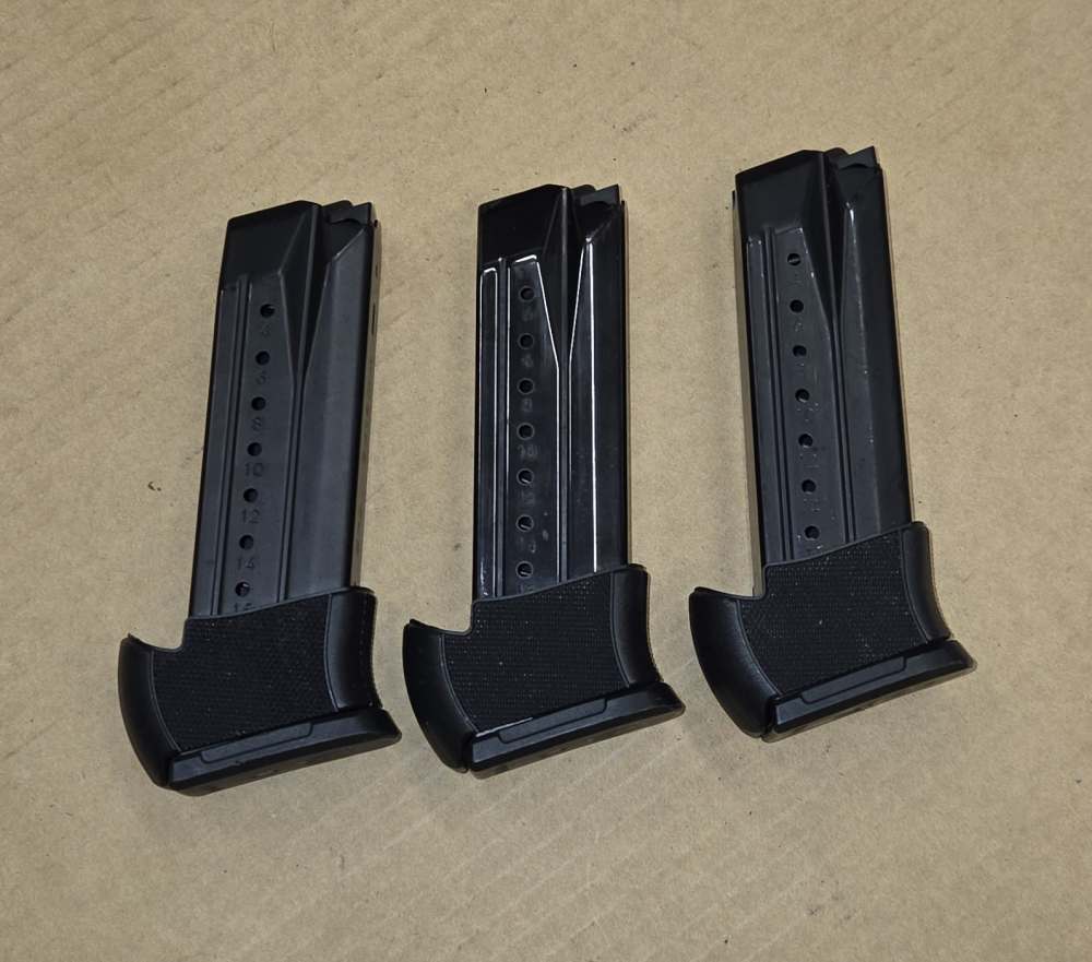 3 Quantity Ruger SR9C Magazines, Also fits SR9 17 Rounds-img-0