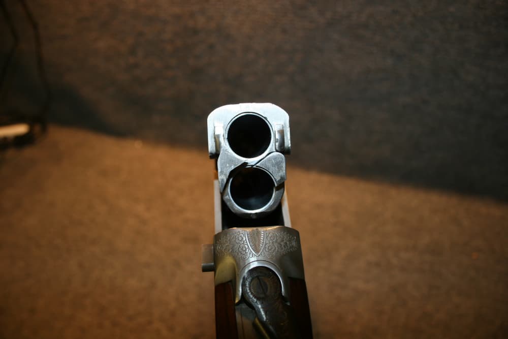 Charles Daly Luxe O/U shotgun in 12GA Like New!-img-4