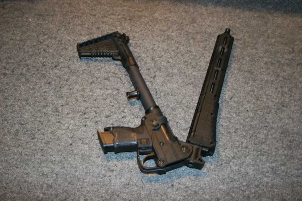 Kel Tec SUB 2000 rifle in .9MM w/ 1 magazine / Folds in half-img-10
