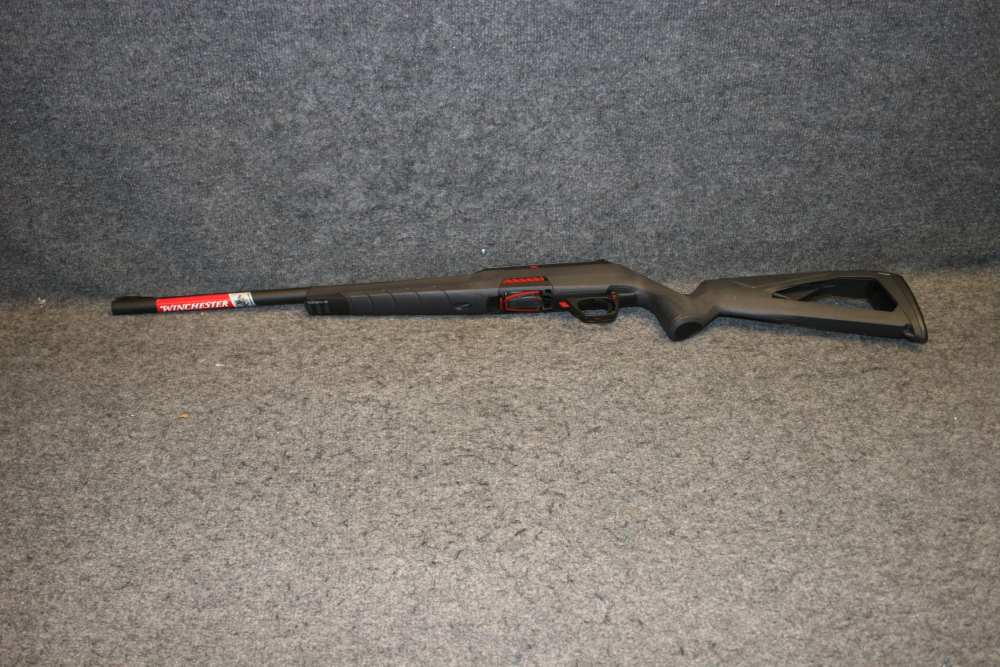 Winchester Wildcat rifle in .22LR w/ 4 magazines NEW!-img-3