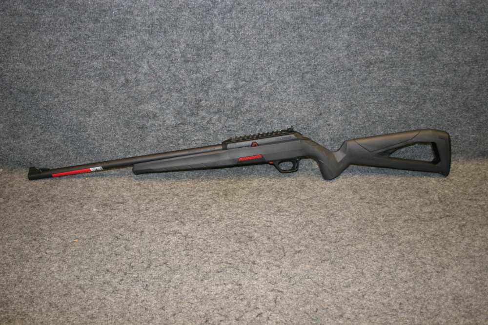 Winchester Wildcat rifle in .22LR w/ 4 magazines NEW!-img-1