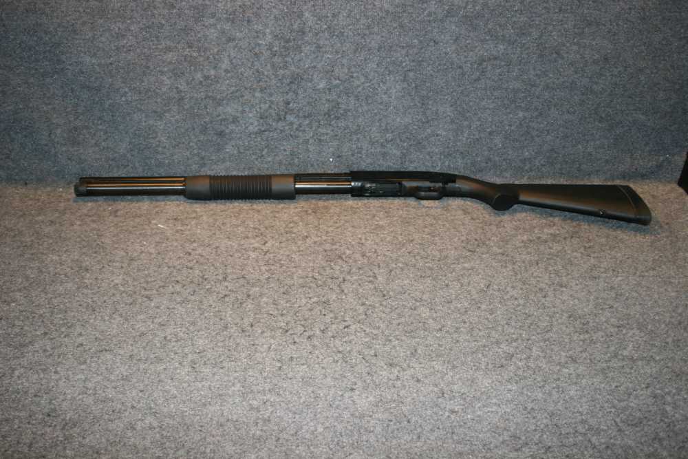 Mossberg 500 shotgun in .12GA 8-shot-img-3