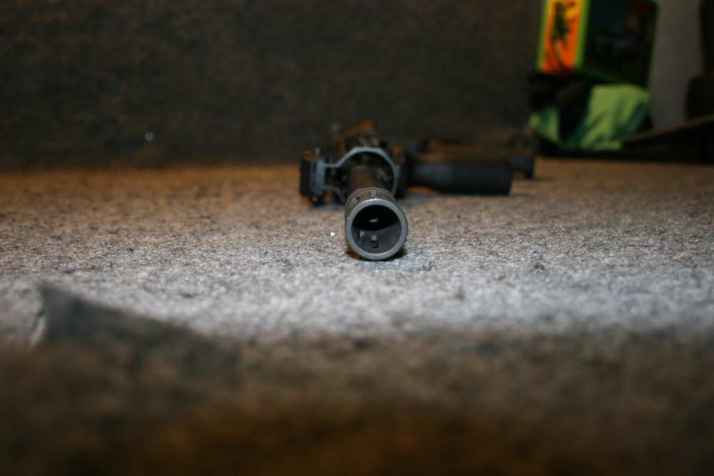 Plum Crazy GEM II rifle in 5.56 w/ one mag and flip up sight-img-4