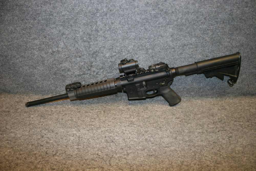 Smith & Wesson M&P15 rifle in 5.56 w/ Sig Sauer Romeo optic-img-1