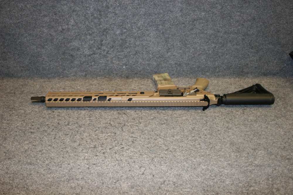 Sig Sauer MCX Victus rifle in 5.56 FDE w/ folding stock Like New!!-img-2