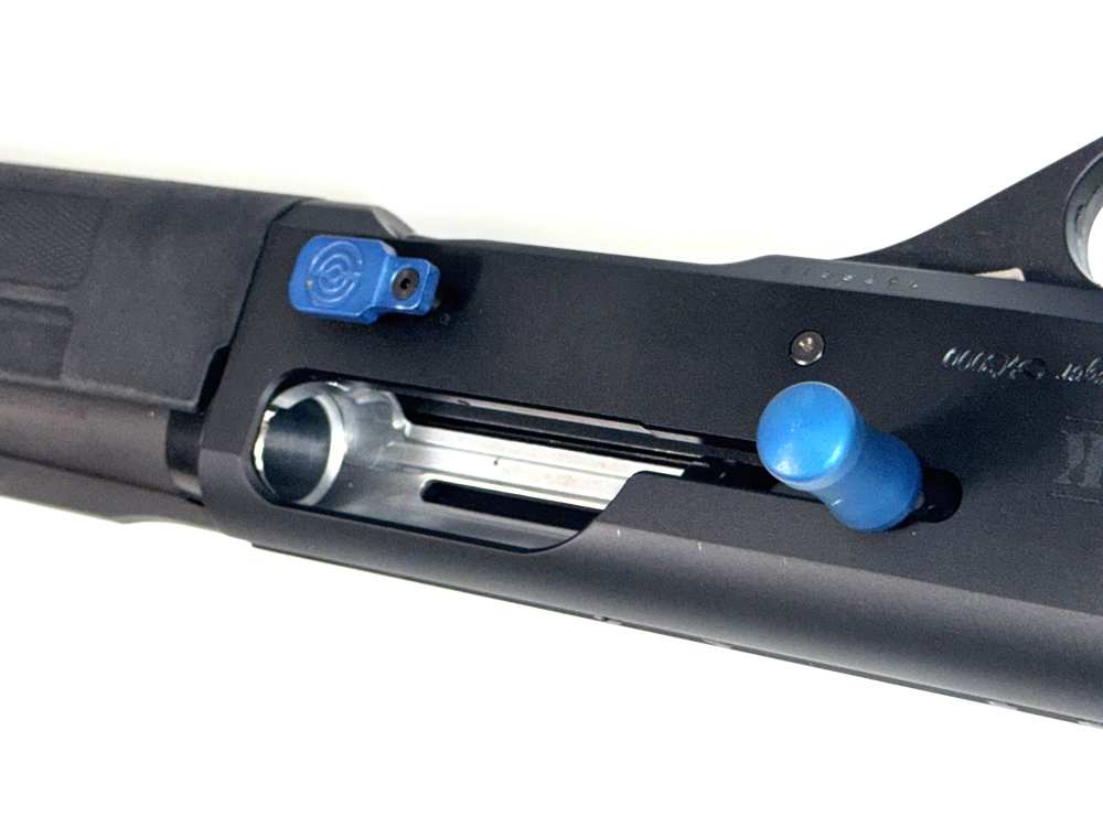 Stoeger M3000 M3K 3-Gun Edition 12-Gauge Shotgun with a 24-inch barrel-img-1